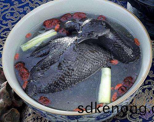 五黑(hei)一綠(lv)
