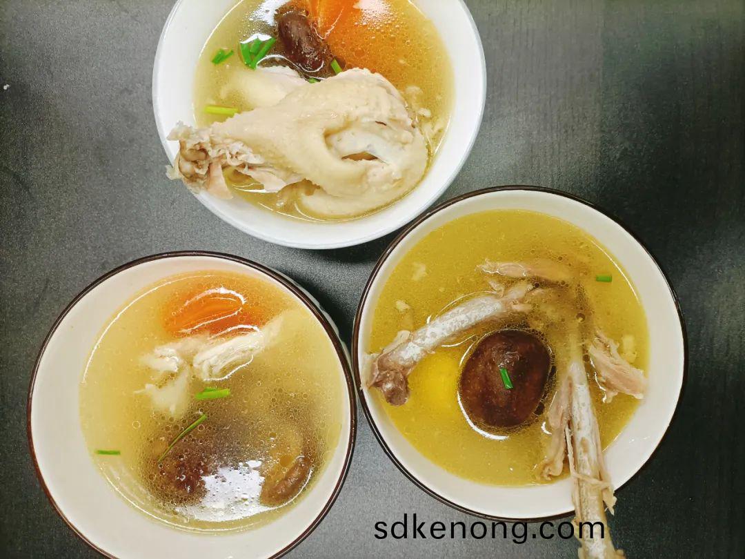 金寨(zhai)黑(hei)腳土(tu)鷄(ji)